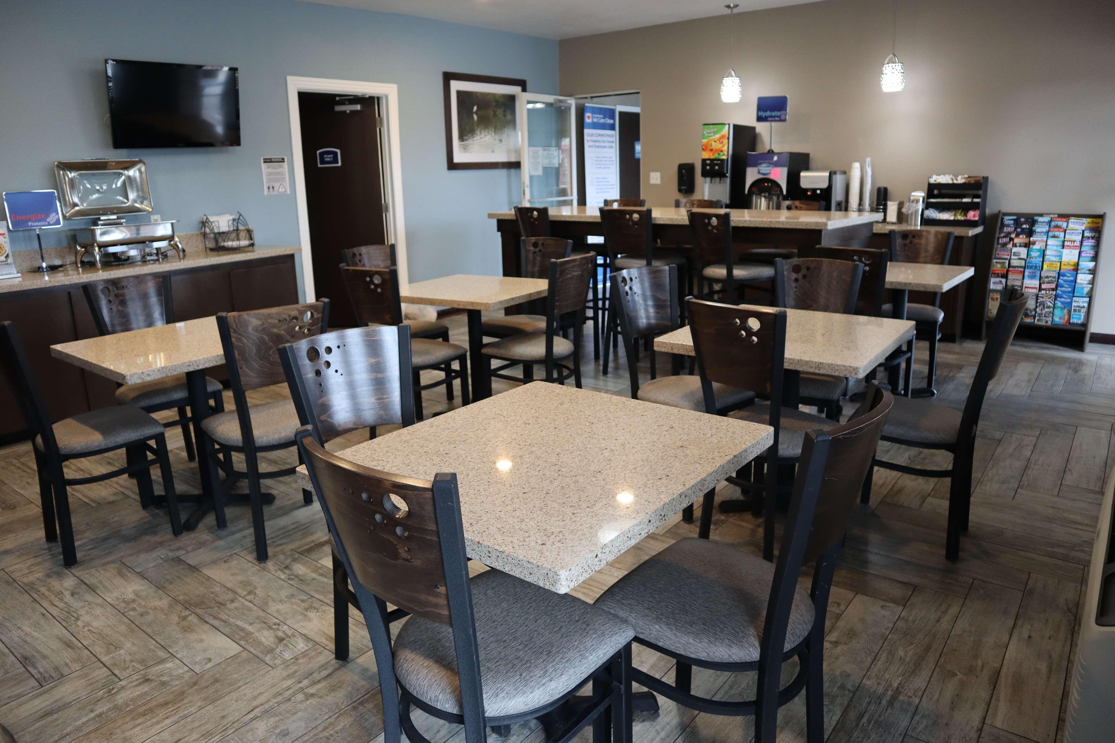 Best Western Lake Conroe Montgomery Exterior photo