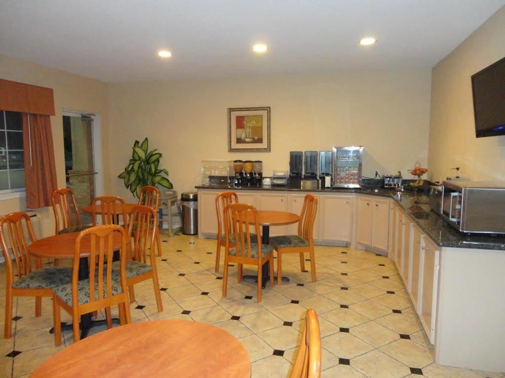 Best Western Lake Conroe Montgomery Exterior photo